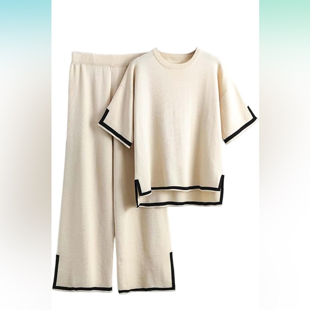 Women’s 2 piece loungewear .. size L